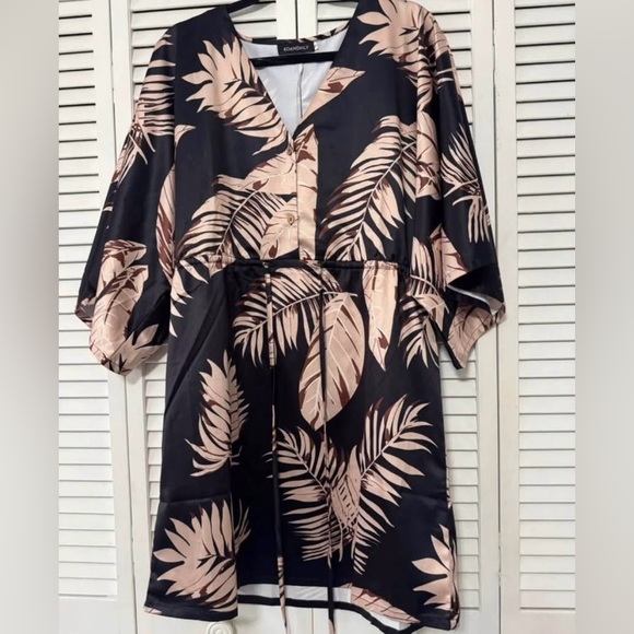 Dresses & Skirts - Dress